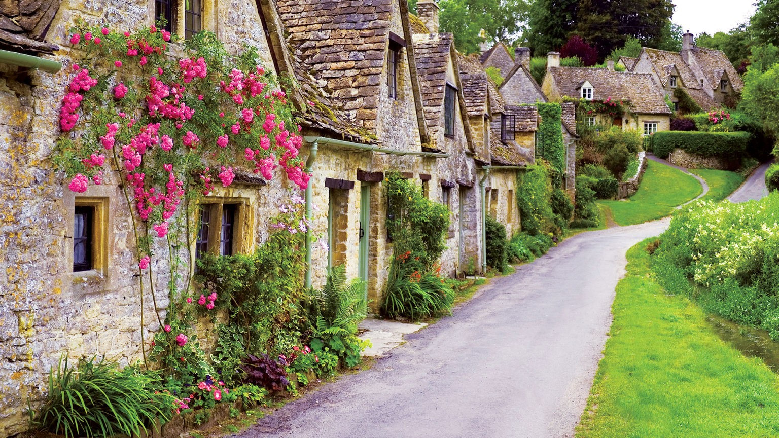 Du ngoạn miền quê nước Anh, ngắm những ngôi làng cổ xinh đẹp - 1