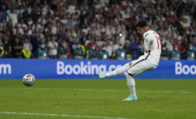 Dàn sao tuyển Anh khóc nức nở sau thất bại tại chung kết EURO 2020  - 5