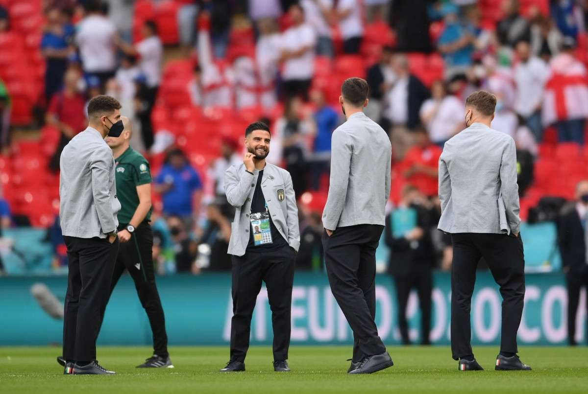Các cầu thủ Italia bảnh bao khi xuất hiện ở sân Wembley. (Ảnh: Reuters).