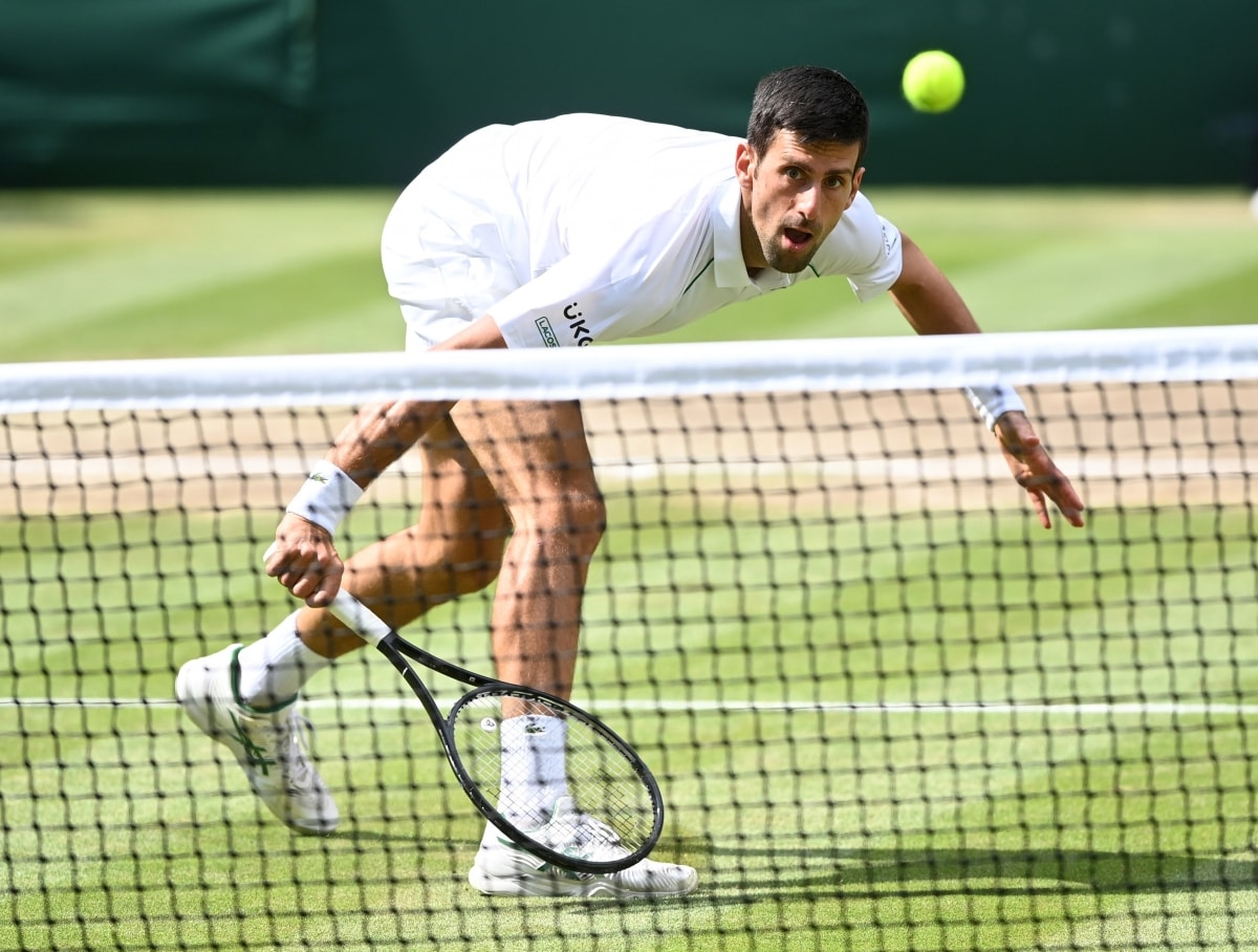 Djokovic chơi không thật sự ấn tượng xuyên suốt cả trận chung kết nhưng vẫn đăng quang ở Wimbledon 2021. (Ảnh: Reuters).