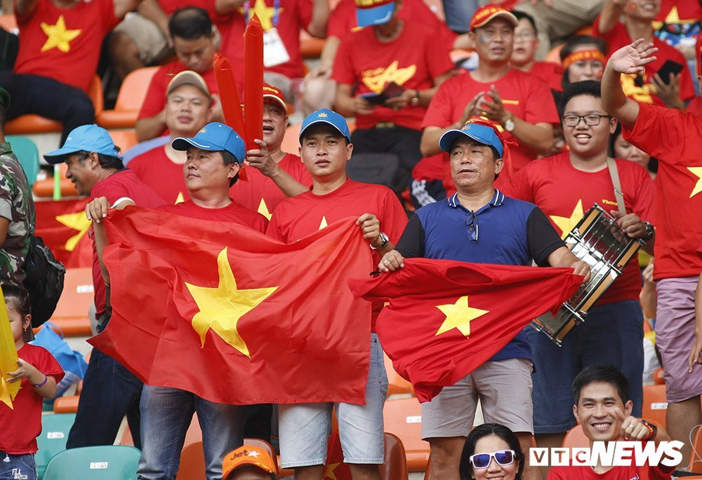 CĐV có được vào sân Mỹ Đình xem tuyển Việt Nam đá vòng loại World Cup 2022? - 1