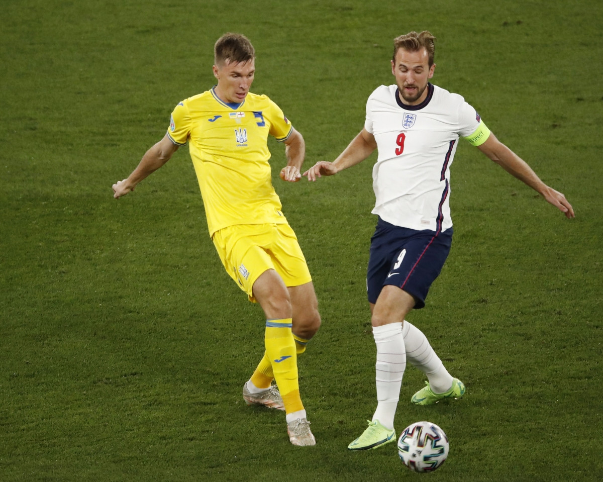 Tiền vệ trung tâm: Serhiy Sydorchuk | Ukraine | 6.26 điểm