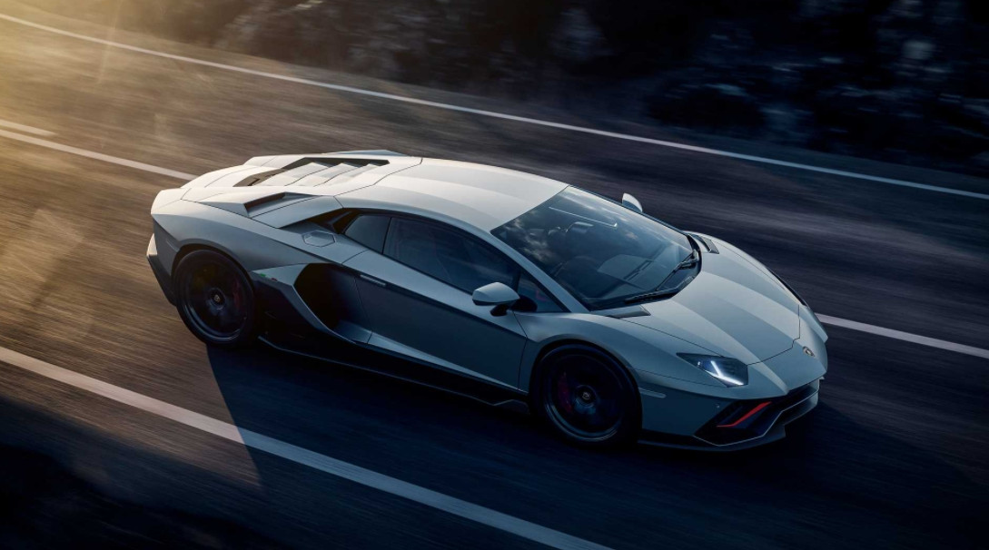 Lamborghini công bố doanh số bán hàng nửa đầu năm tốt nhất trong lịch sử