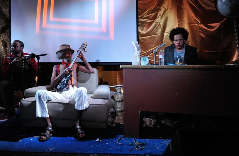 6. Eric Andre và Semere Etmet trong The Eric Andre Show Live!