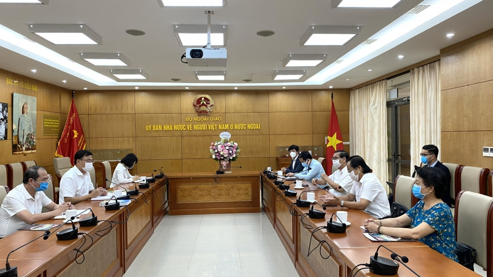 Nhiều hoạt động sẽ được triển khai giữa ALOV và Ủy ban Nhà nước về người Việt Nam ở nước ngoài