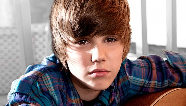 Justin Bieber vượt Drake, trở thành nghệ sĩ solo trẻ nhất có 100 bài hát nằm trong Billboard Hot 100 ở tuổi 27