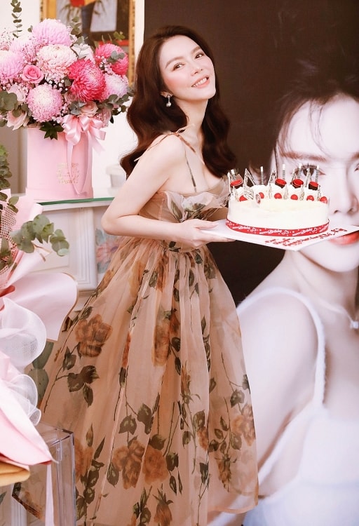 Lý Nhã Kỳ ghi điểm khoe vẻ đẹp không tuổi, ngày càng 'lão hóa ngược'
