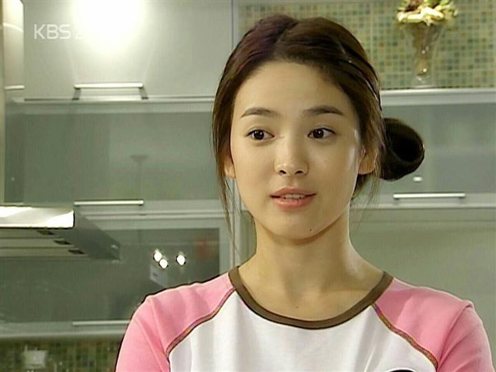 Tứ đại mỹ nhân Kbiz thuở đôi mươi: Song Hye Kyo kém sắc nhất-14