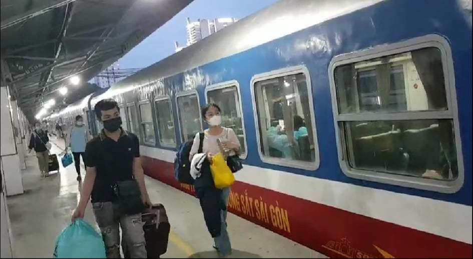 Đường sắt ngừng đón trả khách tại ga Hà Nội