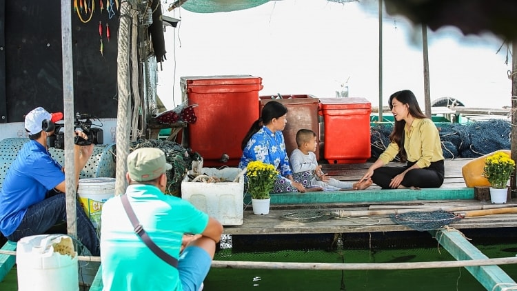 MC Anh Thơ tiếc nuối chia tay 'Trái tim nhân ái'