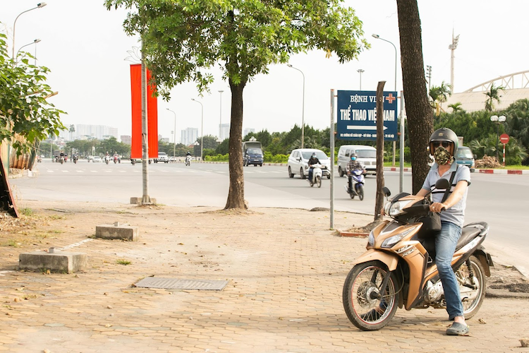 Người đàn ông Nga 6 năm phượt xe máy khắp Việt Nam - 7