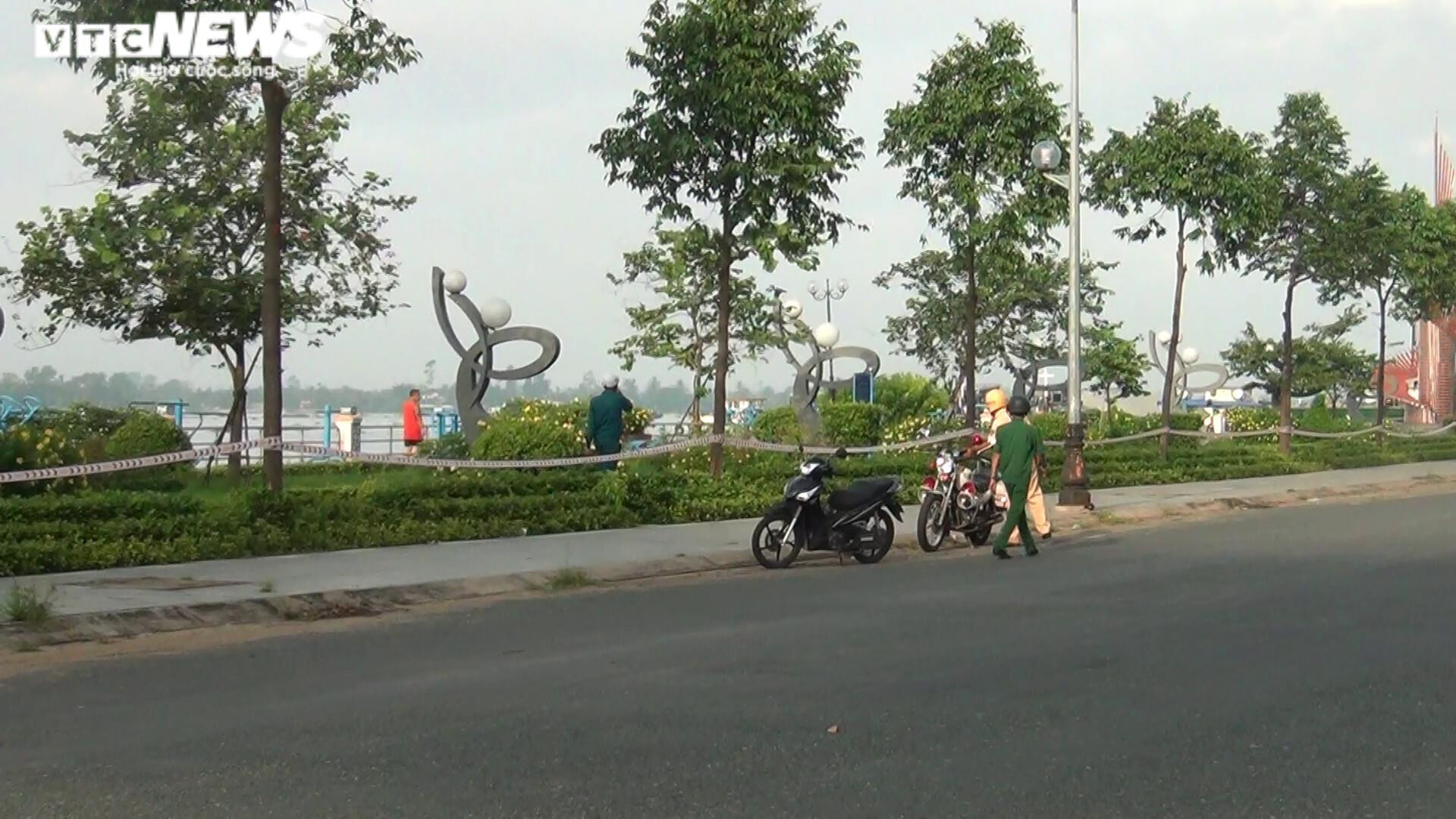 Vượt mốc 2.000 ca COVID-19, Tiền Giang yêu cầu người dân không ra đường sau 18h - 1