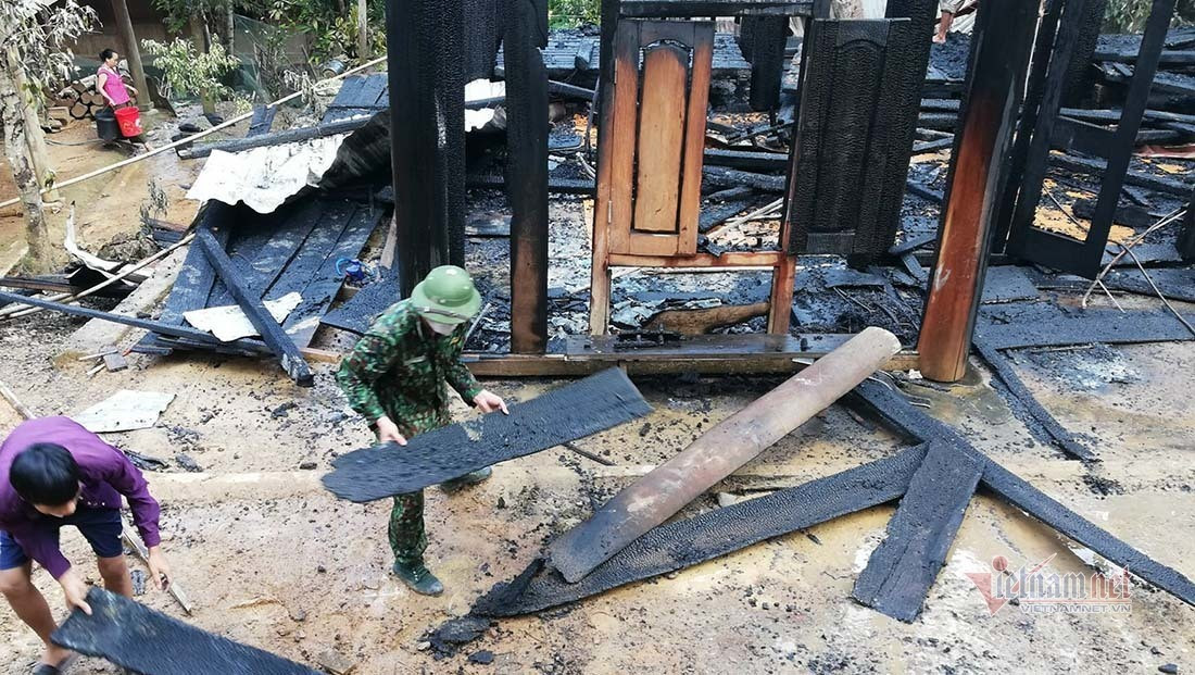 Cháy nhà gỗ hàng trăm triệu đồng ở miền núi Nghệ An