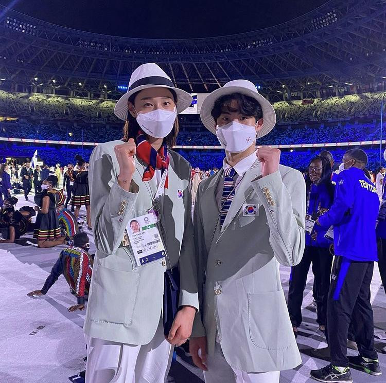 Thời trang và vẻ ngoài nam thần của đoàn Olympic Hàn Quốc-15