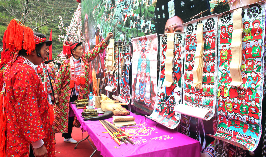 Lễ hội Bàn Vương tại Ngày hội văn hóa dân tộc Dao huyện Mèo Vạc năm 2019.