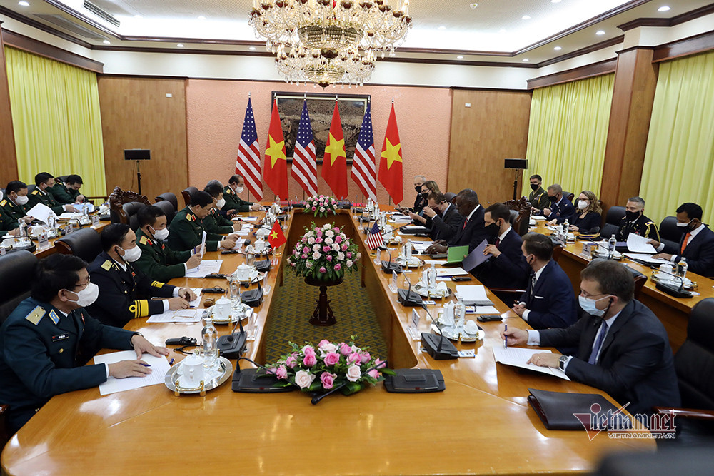 Đại tướng Phan Văn Giang chủ trì lễ đón Bộ trưởng Quốc phòng Mỹ