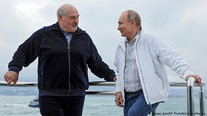 Nga-Belarus: ‘Yêu nhau như thế, bằng mười hại nhau’?