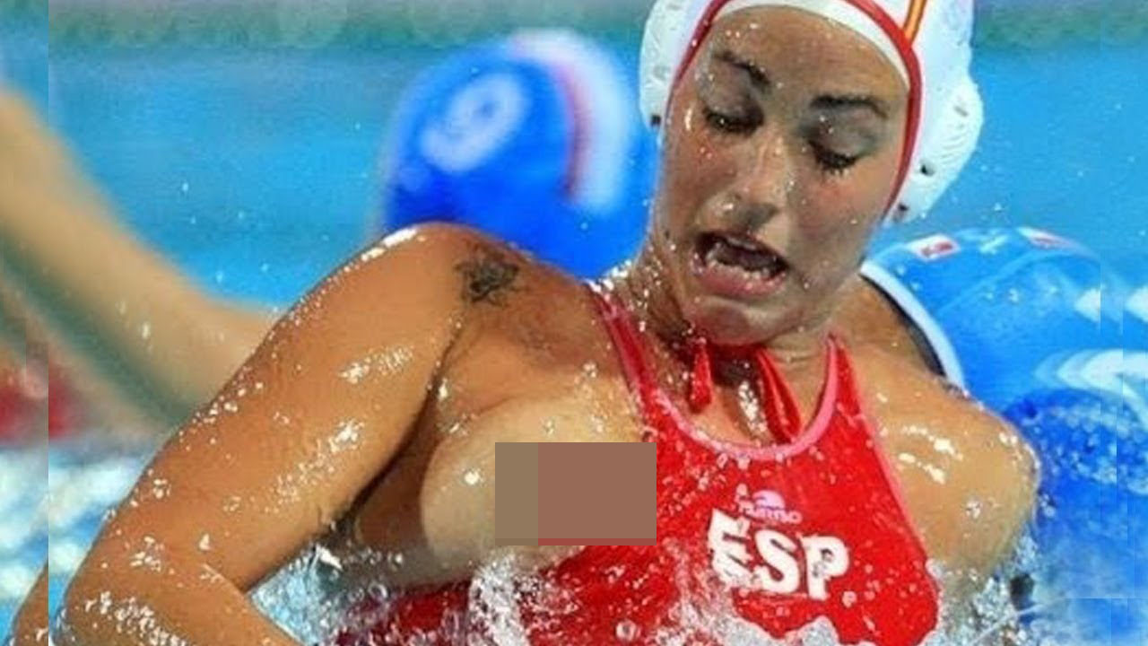 Đồ bơi tại Olympic từng may bằng vải xuyên thấu, trở nên trong suốt dưới nước - 9