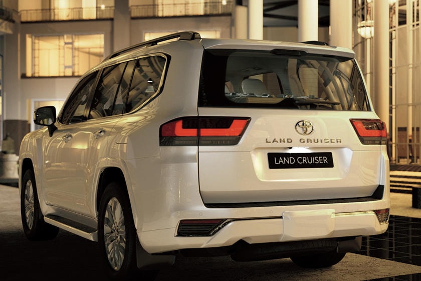 Toyota giải thích lý do cấm bán lại Land Cruiser 2022 Toyota giải thích lý do cấm bán lại Land Cruiser 2022