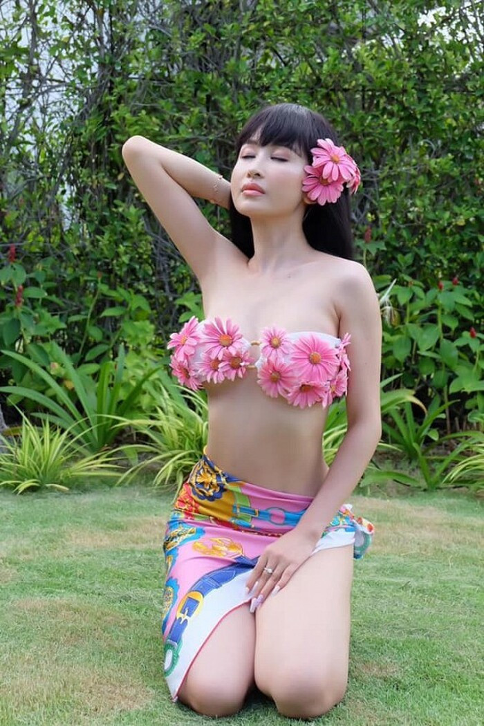 Nghiện mặc bikini, vợ tỷ phú ngành nhựa Việt để lộ vòng 1 “lúc ẩn lúc hiện” khó hiểu - 8