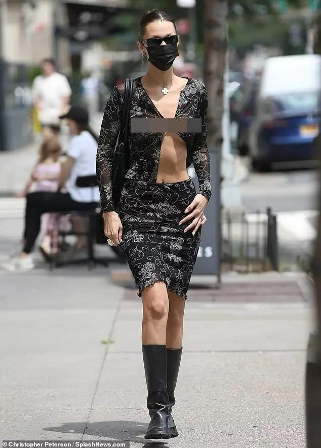 Chi Pu, Bella Hadid diện mốt áo cài 1 cúc: Người lộ nội y - nàng phô điểm nhạy cảm-8