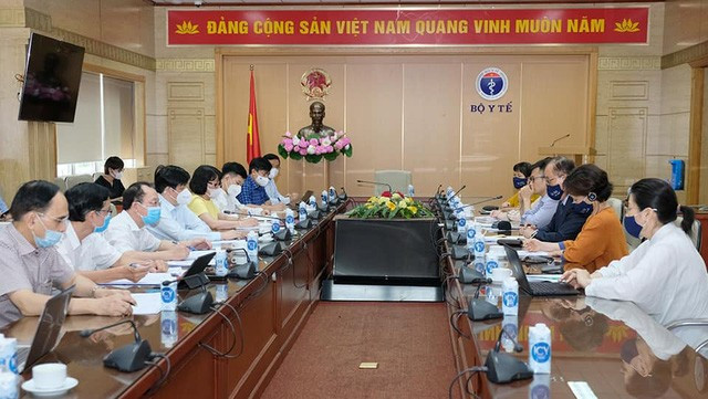 Trưởng Đại diện WHO: Việt Nam đi đúng hướng trong ứng phó với COVID-19   - Ảnh 1.