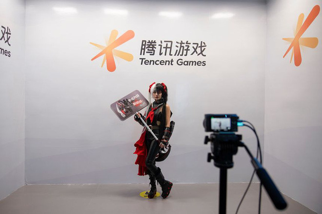 Báo Nhà nước Trung Quốc gọi game là ma túy điện tử, cổ phiếu cả ngành game Trung Quốc cắm đầu đi xuống - Ảnh 1.