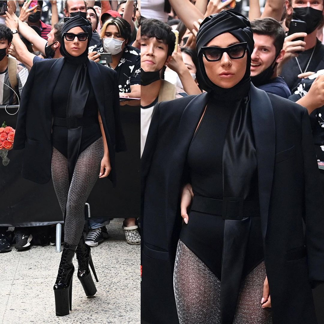 Phong cách thời trang đường phố bắt mắt của Lady Gaga - 3
