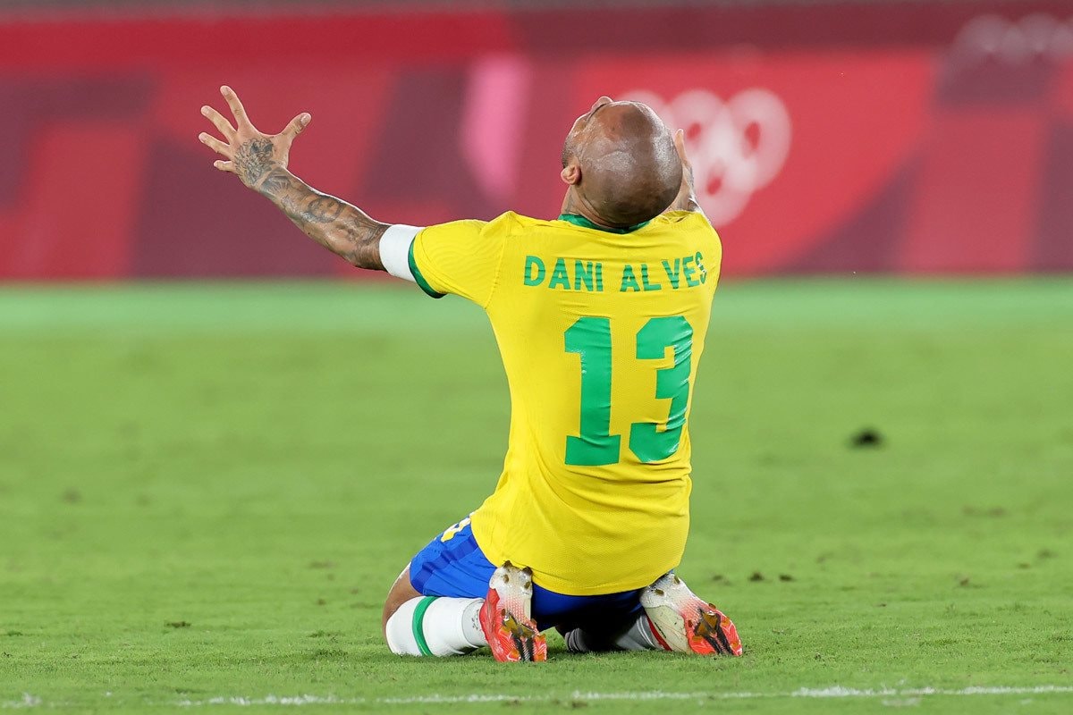 dani-alves-olympic.jpg