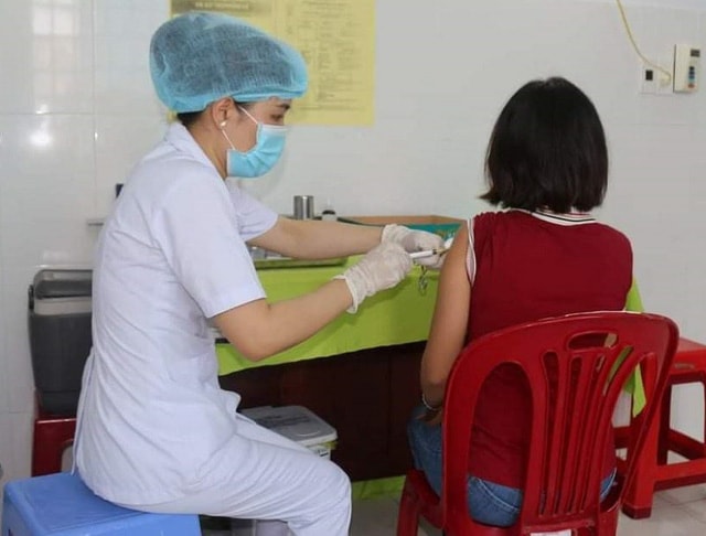 Hướng dẫn mới nhất của Bộ Y tế: Phụ nữ mang thai, đang cho con bú chống chỉ định với vaccine COVID-19 Sputnik V - Ảnh 1. Hướng dẫn mới nhất của Bộ Y tế: Phụ nữ mang thai, đang cho con bú chống chỉ định với vaccine COVID-19 Sputnik V - Ảnh 1.