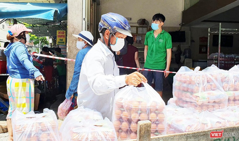 Đà Nẵng: Người dân đổ xô “vét sạch” siêu thị, sau thông tin TP có thể phong tỏa cứng trong 7 ngày ảnh 3