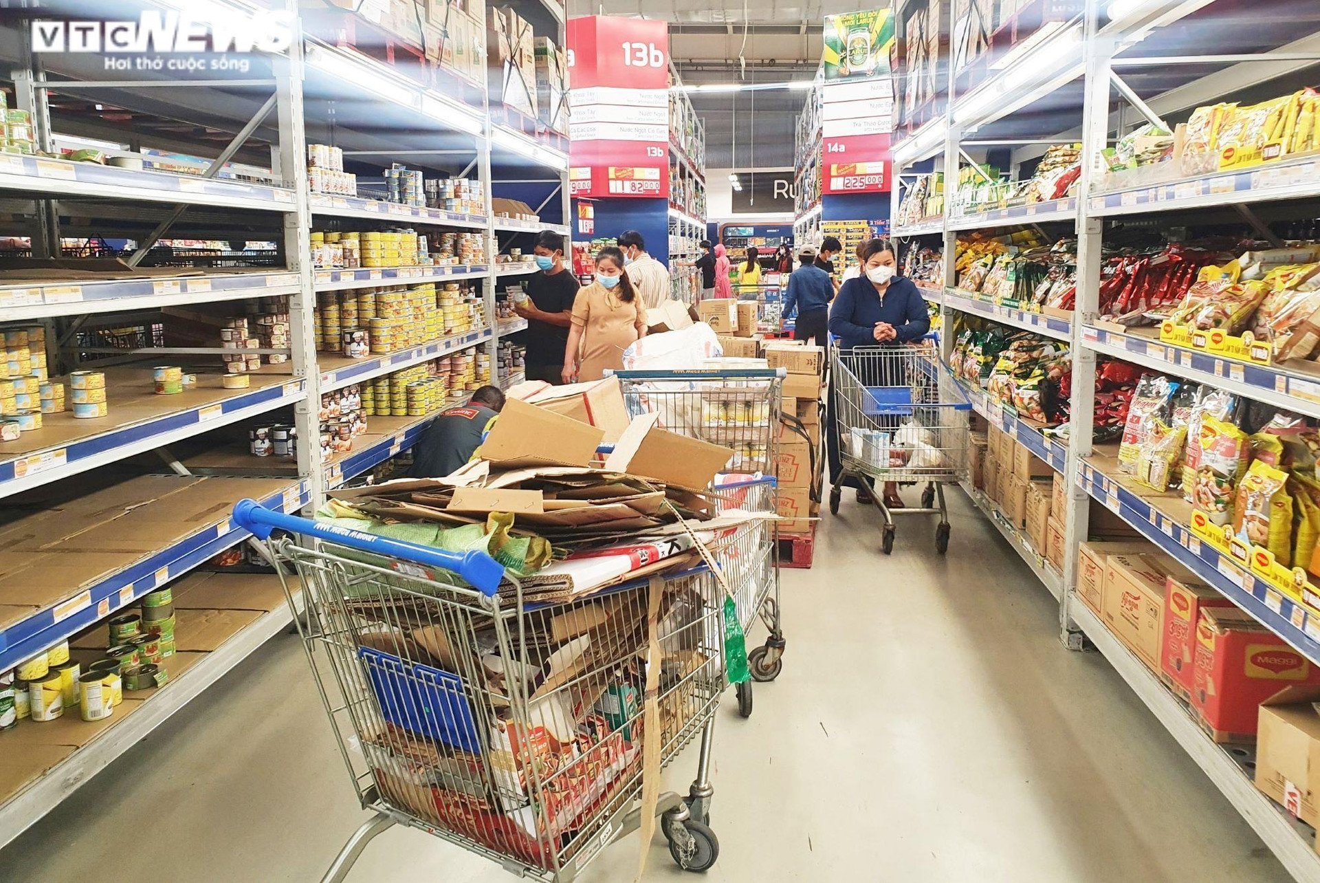 Đà Nẵng trước khi dừng mọi hoạt động 7 ngày: Chợ khan hàng, siêu thị ổn định - 2