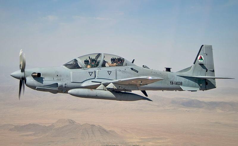 Taliban khoe đã chiếm giữ hàng loạt máy bay 