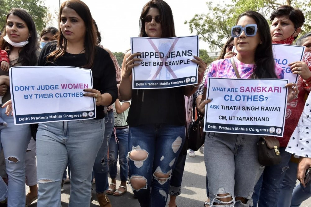 Mặc quần jean bị cấm ở Triều Tiên, bị kỳ thị tại Ấn Độ - 5