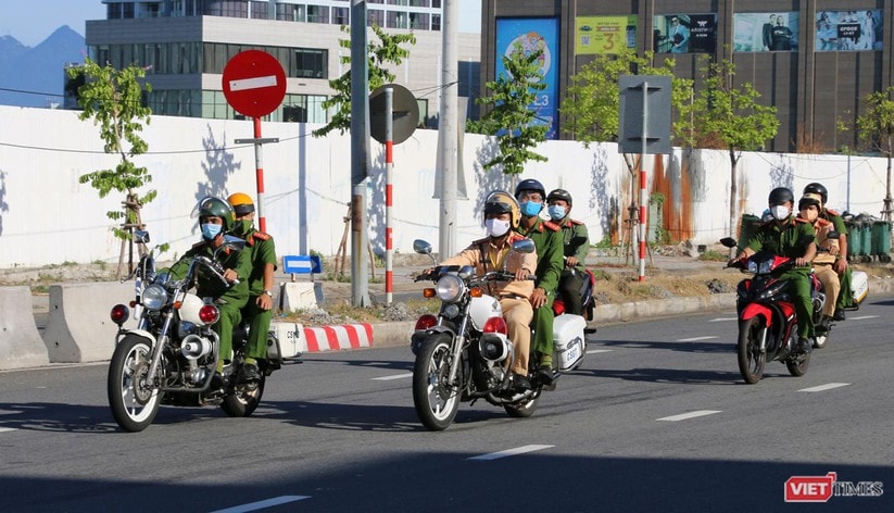 Ảnh: Đà Nẵng ngày đầu phong toả tuyệt đối toàn TP ra sao? ảnh 15