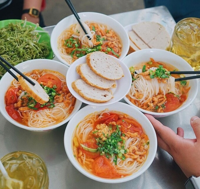 6 kiểu bún riêu ở Sài Gòn nghĩ đến là thèm - 1