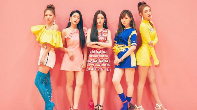 Hết thời thảm họa, Red Velvet thăng hạng phong cách khi comeback-12