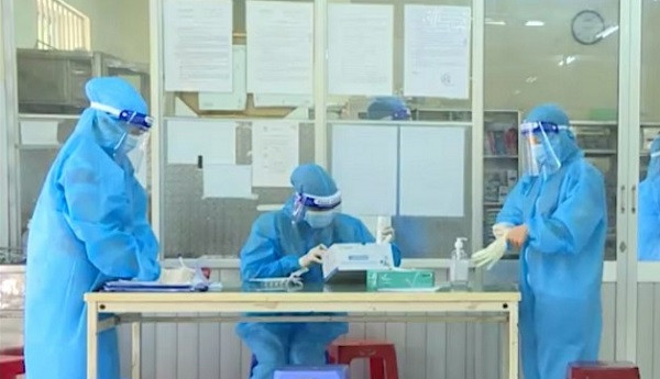 Nhân viên y tế nhiễm SARS-CoV-2, Bệnh viện Đa khoa Khánh Hoà phong tỏa khoa Cấp cứu - Ảnh 1.