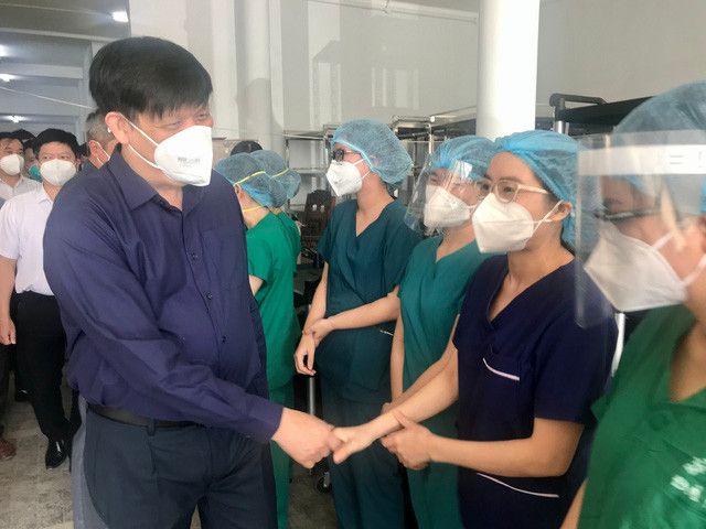 Hơn 13.000 cán bộ y tế tham gia chống dịch COVID-19 ở TP Hồ Chí Minh và các tỉnh, thành phía Nam   - Ảnh 1.