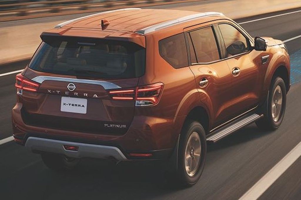 Thiết kế đuôi xe Nissan Terra 2021