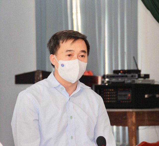 Thứ trưởng Bộ Y tế Trần Văn Thuấn phát biểu tại Cuộc họp. Thứ trưởng Bộ Y tế Trần Văn Thuấn phát biểu tại Cuộc họp.