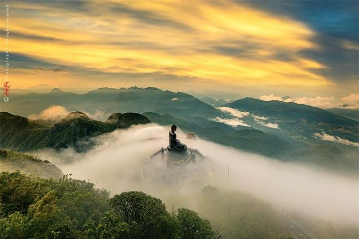 Khám phá những đỉnh núi linh thiêng hút khách thập phương nhất Việt Nam - 3