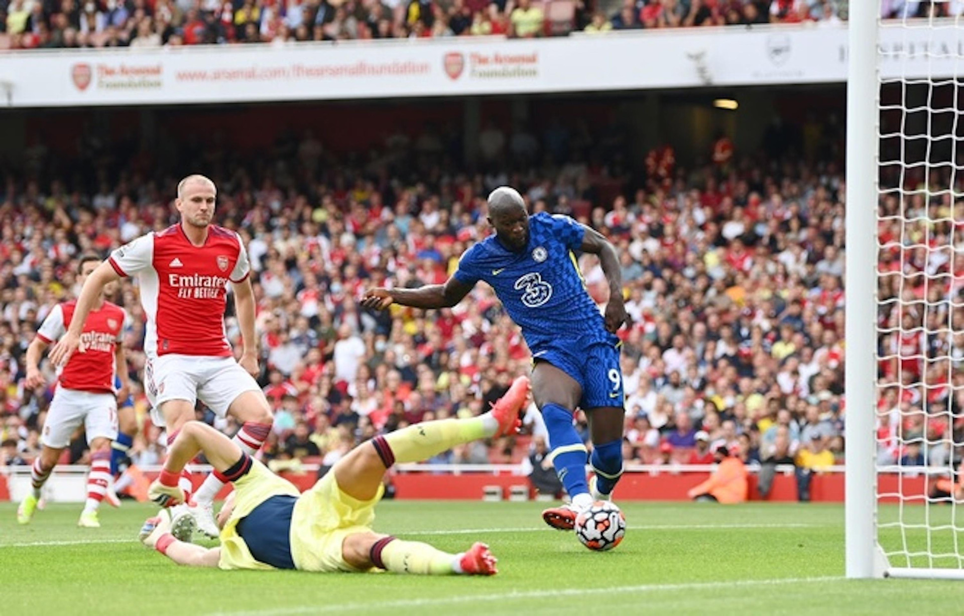 Lukaku ghi bàn, Chelsea đánh bại Arsenal  - 1