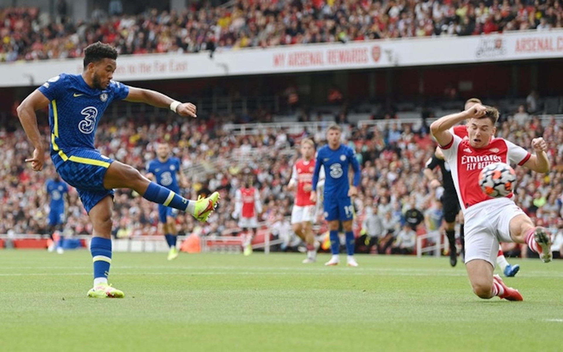 Lukaku ghi bàn, Chelsea đánh bại Arsenal  - 2
