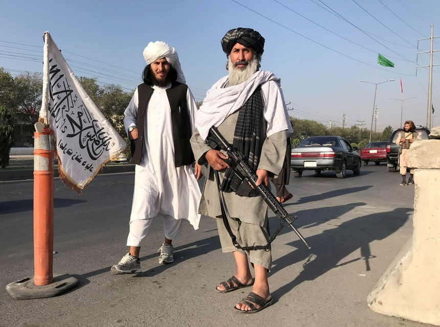 Afghanistan đối mặt với tương lai kinh tế u ám dưới sự cai trị của Taliban. Ảnh: Reuters.