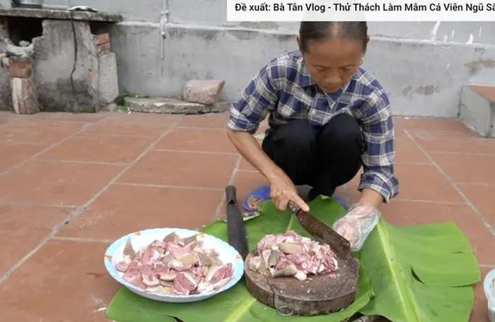 Bà Tân Vlog chọn nguyên liệu: Miếng thịt đen thâm nấu ra vẫn được khen-2