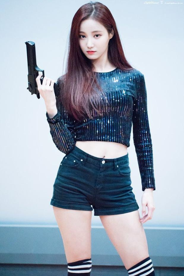 Bạn gái tin đồn Lee Min Ho: Vóc dáng sexy, bị nghi dao kéo toàn bộ-13