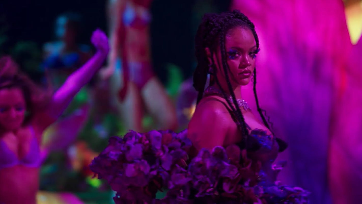 Tỷ phú Rihanna tiết lộ ngày ra mắt dòng sản phẩm Savage X Fenty mới - 3