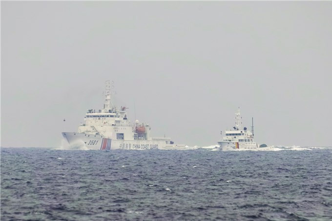 Trung Quốc kiểm soát đi lại ở Biển Đông