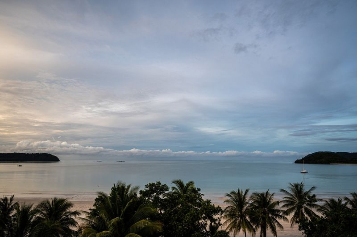 Malaysia tham khảo mô hình đảo Phuket để mở cửa lại du lịch nội địa - 1
